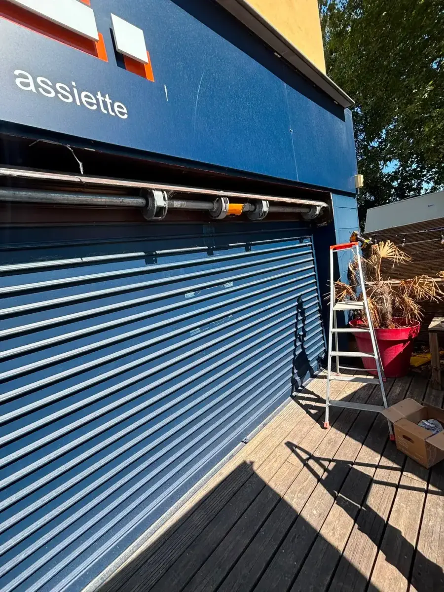 Installation et pose de rideau métallique à Sarcelles Installation et pose de rideau métallique à Sarcelles